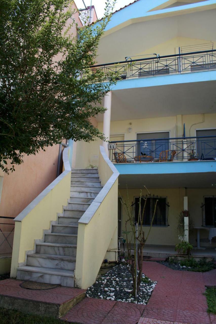 Litsa Villa Nea Iraklitsa Exterior photo